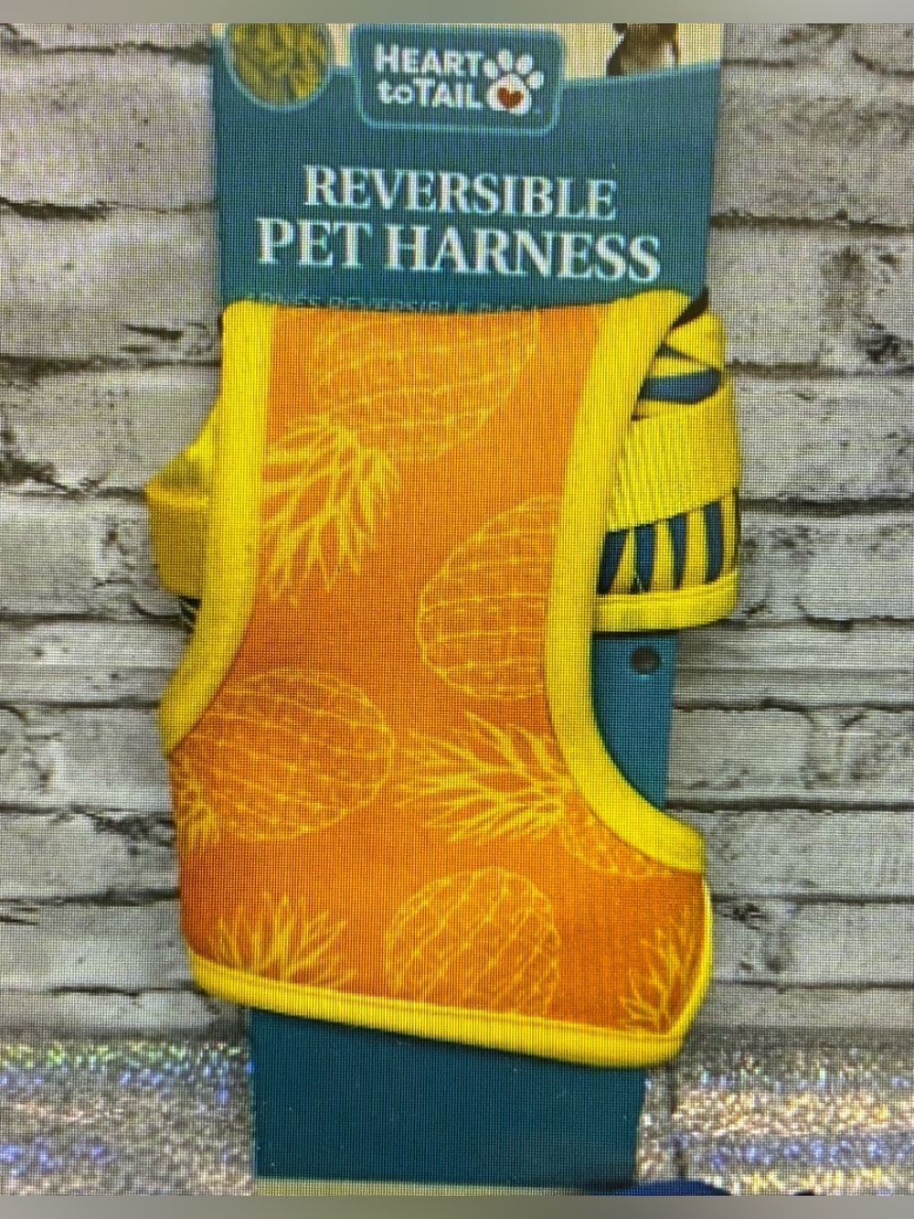 Heart to Tail Reversible Dog Pet Harness Size Medium Pineapples NEW